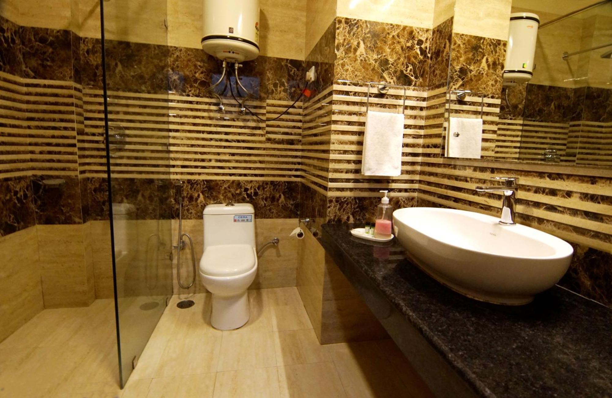 Hotel Park Residency Manāli Zewnętrze zdjęcie
